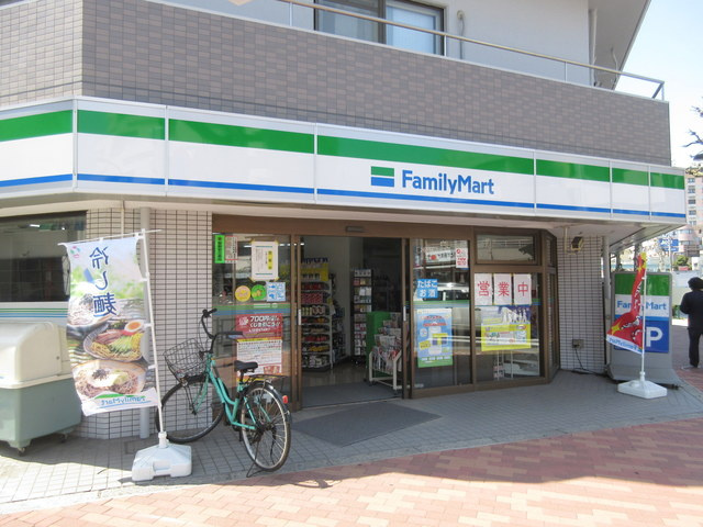 スクエア新江古田の周辺|ファミリーマート