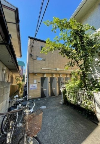 S・K　江古田のエントランス