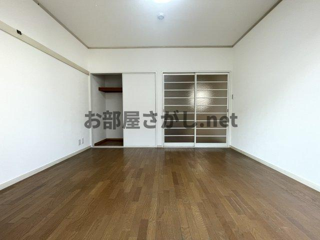 ハウス松園の居間・リビング