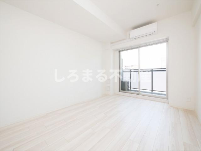 エスリード本町レジデンスの居間・リビング