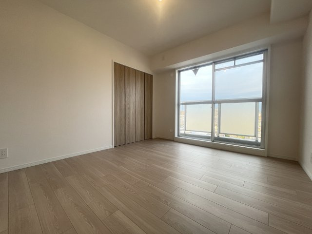 日光ハイツ香里第五の洋室|個人の部屋や寝室として使える洋室です