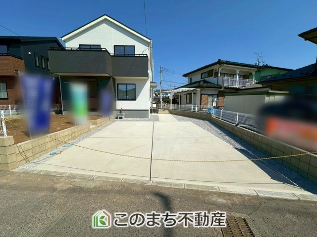 LiveleGarden.S宇都宮駒生町第25　2号棟の駐車場|3台分の駐車スペースございます（車種による）