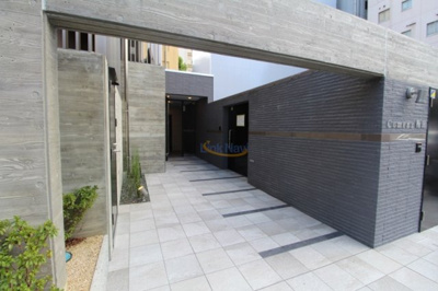 【エントランス】 | Comenz梅田