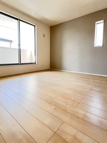 ●鈴鹿市磯山 新築戸建の洋室