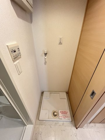 セレッソ　Ａのトイレ|イメージ102号室の写真（反転あり）