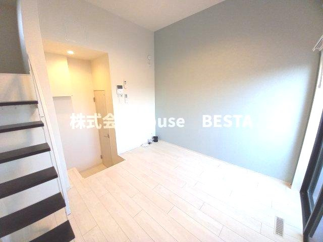 ハーモニーテラス神田町の居間・リビング