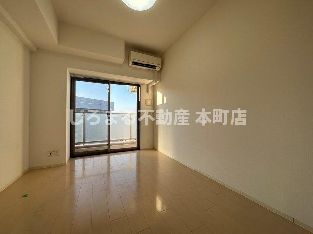 エステムコート阿波座プレミアムの居間・リビング