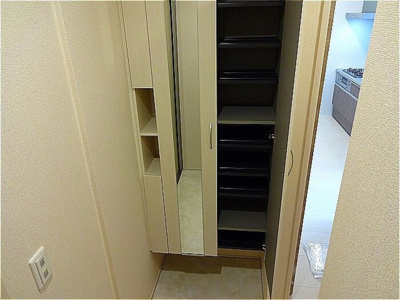 【玄関】 | グラナータ