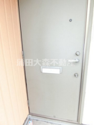 シャルム大森の玄関