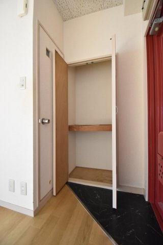 第六大朋マンションの収納