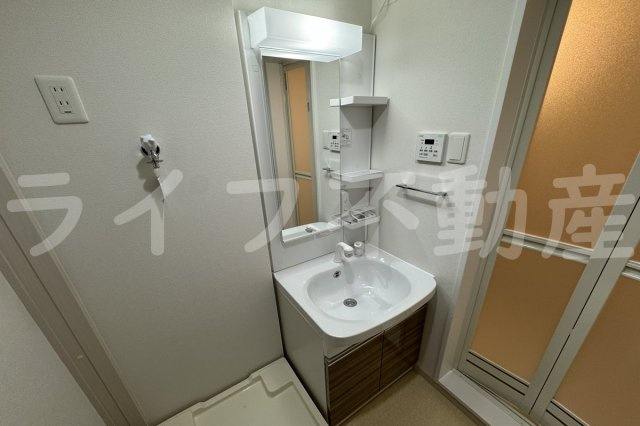 SAKURA RIVERの独立洗面台|独立洗面台です