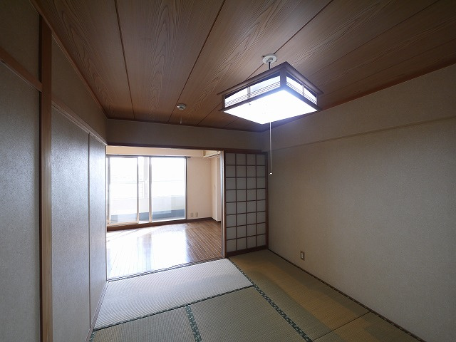 コーポ睦の和室|きれいな和室です