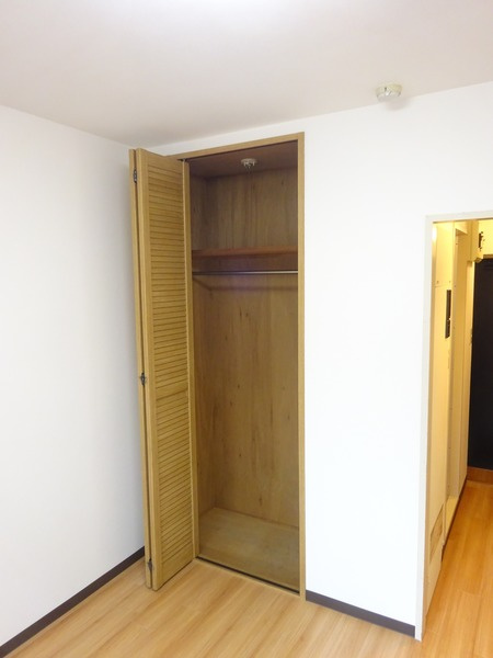 ネオマイム横浜台町の収納