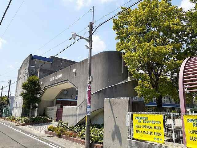 ハールピイヒルズ本町の周辺|曽野幼稚園まで850m