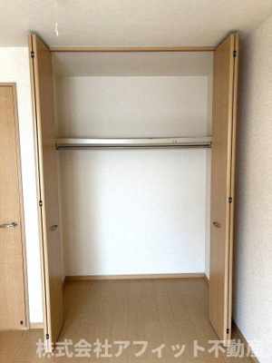 【その他】 | ウィルモア手城 B棟 | クローゼット