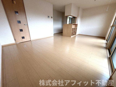 【居間・リビング】 | ウィルモア手城 B棟 | LDK14.5帖