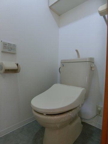 サーパス西福原のトイレ