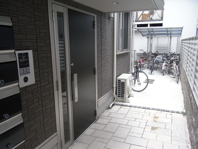 セジュール魚崎のエントランス