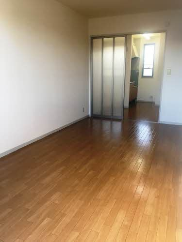 グリーン・ヴィレッジの居間・リビング