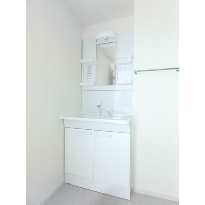【独立洗面台】 | リブリ・グラツィオーソ.N | 嬉しい独立洗面台付き。