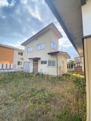 寒河江市大字高屋字西浦92の外観|建物は老朽化が著しいため使用できません。