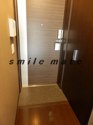 【玄関】 | ユニバーサル南藤沢タワー