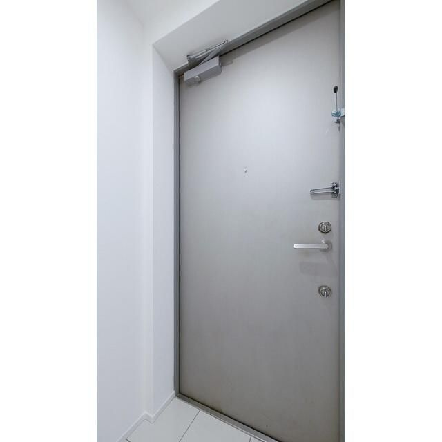 エルスタンザ代々木の玄関