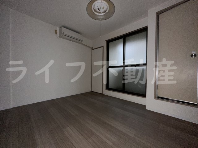 永和センチュリーハイツの居間・リビング