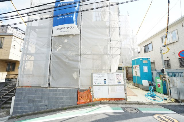 【横浜市保土ケ谷区法泉2丁目8-18新築戸建て】★仲介手数料無料★（初音が丘小学校・橘中学校）