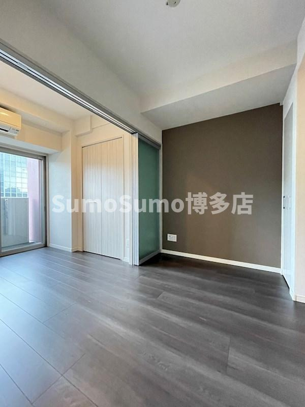 ウェルブライト博多ステーションの居間・リビング