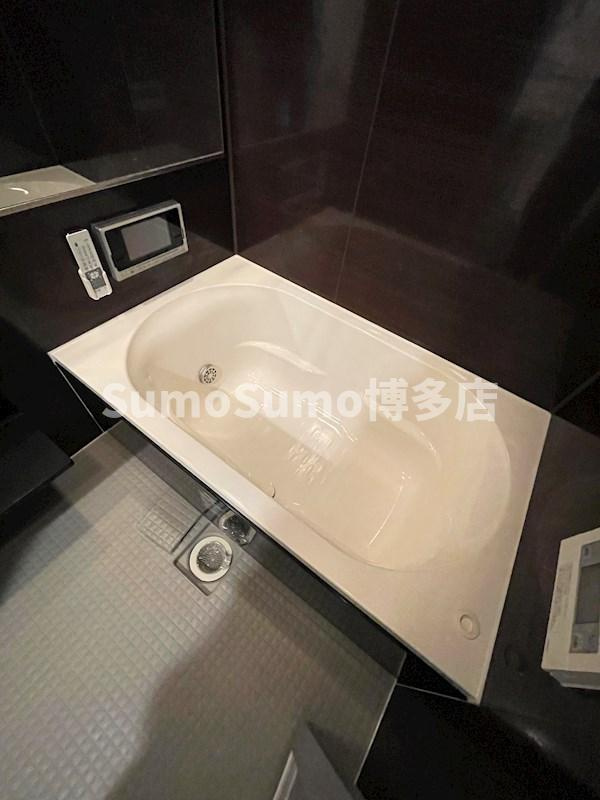 ウェルブライト博多ステーションの浴室