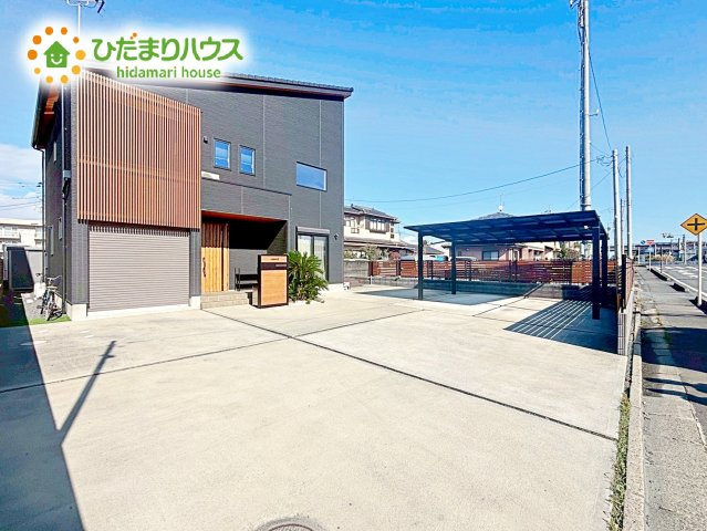 【駐車場】 | 水戸市城東3丁目　中古戸建 | 駐車スペースは余裕があり、大きなお車でも駐車が可能です！