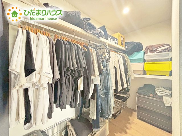 【収納】 | 水戸市城東3丁目　中古戸建 | 大容量のウォークインクローゼットで、毎日の身支度がスムーズに！