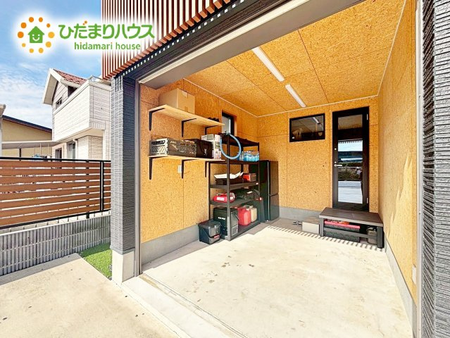 【その他】 | 水戸市城東3丁目　中古戸建 | 防犯面も安心のガレージスペース。アウトドア用品やDIY道具もまとめて収納。週末がもっとワクワクするスペースです。