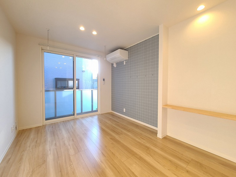 太陽の家の居間・リビング|★１１．１帖のリビング・ダイニングです★