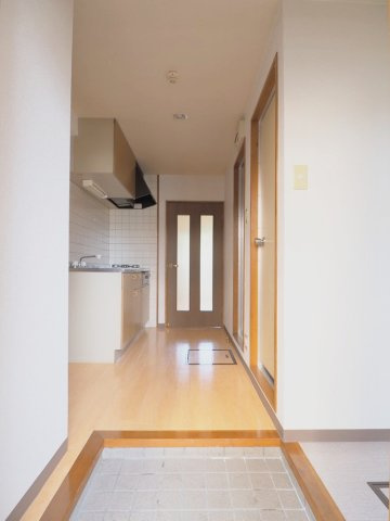 第2植野ビルの玄関