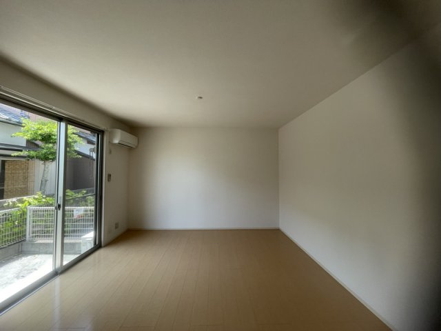 エクセル正門通の居間・リビング