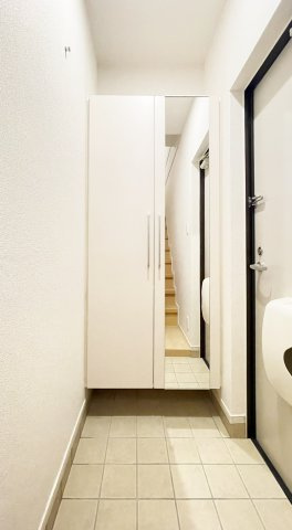 シーズ蔵本の玄関