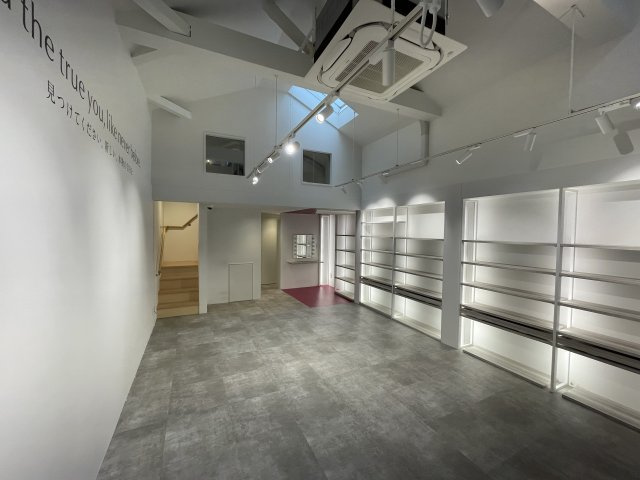 サロン・ド・コトブキの内装