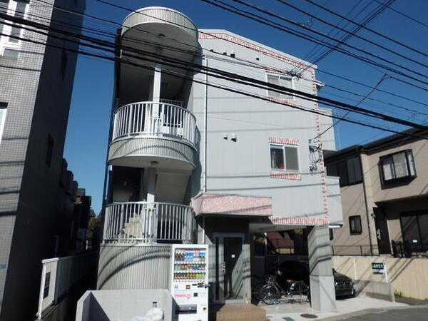 バーミリオン市川のロビー