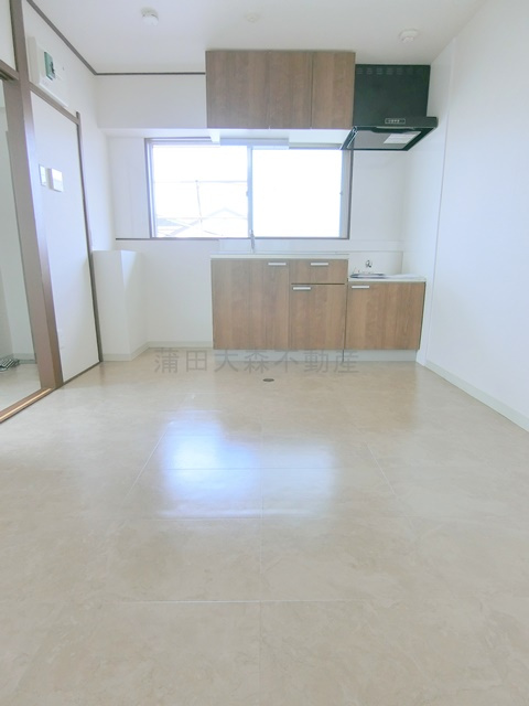 ハイツ徳司の居間・リビング|DK5帖　