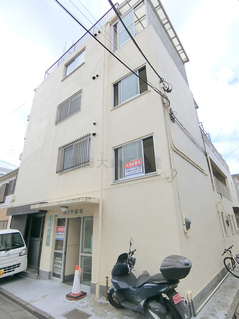 ハイツ徳司の外観