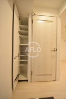 【玄関】 | FLAT34北堀江（フラット34北堀江）（テナント） | FLAT34北堀江　玄関