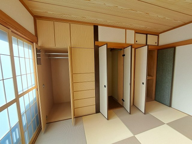 甲子園四番町戸建の収納