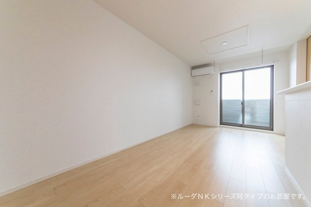 アークヒルズＫの居間・リビング|ゆったり過ごせる居間です