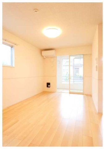 アリビオの居間・リビング|ゆったりとした居間です