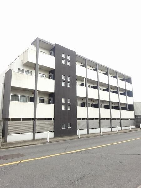 パレ・ホームズ西高島平の外観