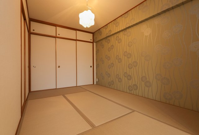 ディオ・フェルティ大津瀬田　天然木フルリノベーションの浴室