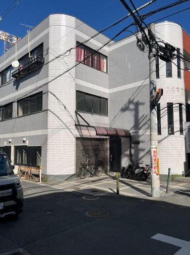 若江岩田貸店舗の外観