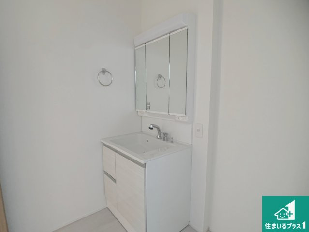 加古川市平岡町高畑　新築一戸建ての外観|現在建築中！落ち着いた街並みで新生活を始めることが出来そう！周辺の物件も併せてご紹介させて頂きます！